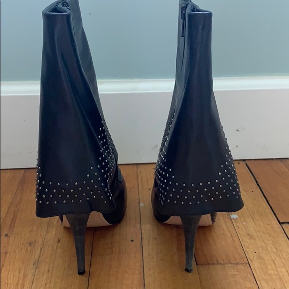 Black stud boots - Picture 4 of 5